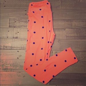 LulaRoe OS leggings. Never worn without tags